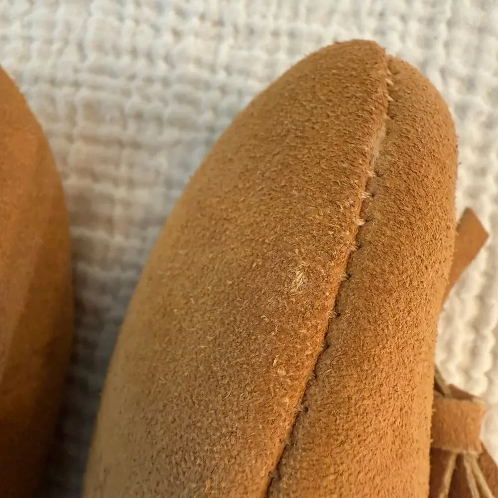 Firesiders Slippers Size Youth 4.5 or Women’s 6N Leather Fleece Lined Moccasin